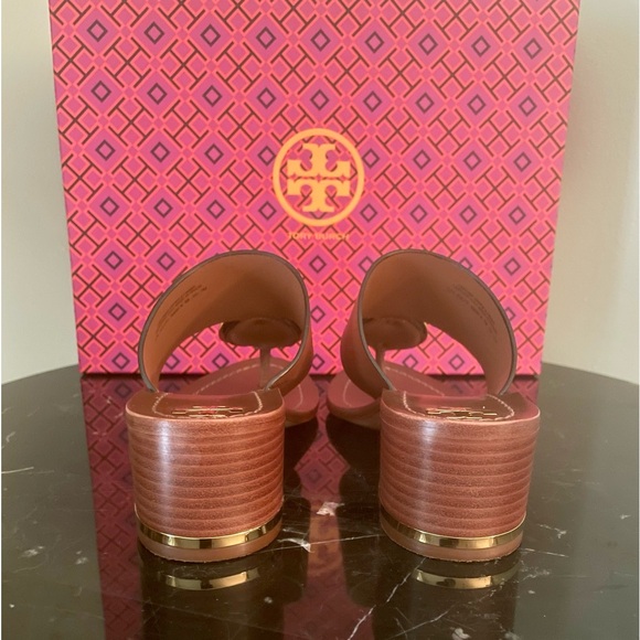 TORY BURCH Patos Disk 45 mm Leather Sandal - Picture 3 of 12